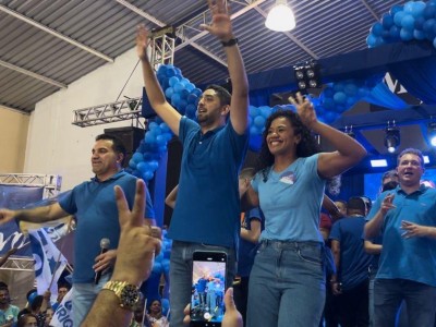 Henrique Júnior realiza convenção partidária com multidão de pessoas, em Timon 