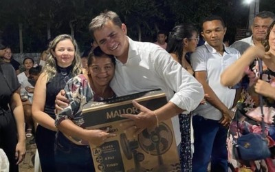 Prefeito Hilton Gomes pede até o CPF para sortear brindes em Jatobá do Piauí